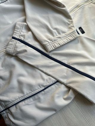 Cortavientos Nike Vintage Blanco y Negro