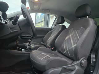 Opel Corsa con muy pocos kilómetros.