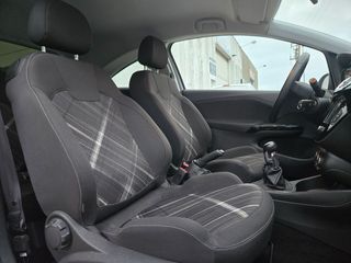 Opel Corsa con muy pocos kilómetros.