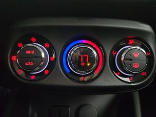 Opel Corsa con muy pocos kilómetros.