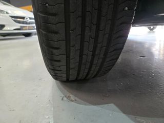 Opel Corsa con muy pocos kilómetros.