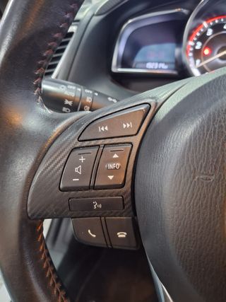 MAZDA Mazda3 2.2 DE 150 MT Luxury