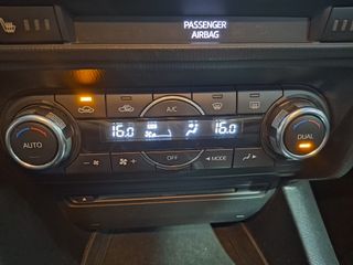 MAZDA Mazda3 2.2 DE 150 MT Luxury