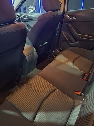 MAZDA Mazda3 2.2 DE 150 MT Luxury