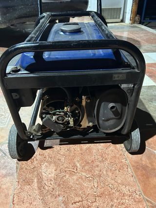 Generador de luz a gasolina