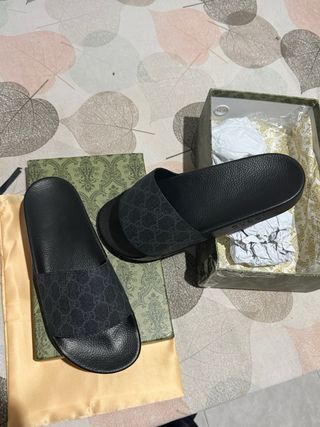Chanclas Gucci Negras
