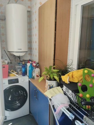 cocina,horno, extractora y fregadero  incluido