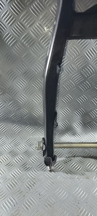 FORCELLONE POSTERIORE KAWASAKI Z 650 2021 2024