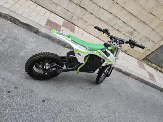 Moto Cross Eléctrica NEON 1500W Nueva