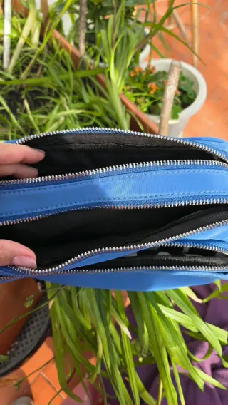 Bolso pequeño azul bandolera