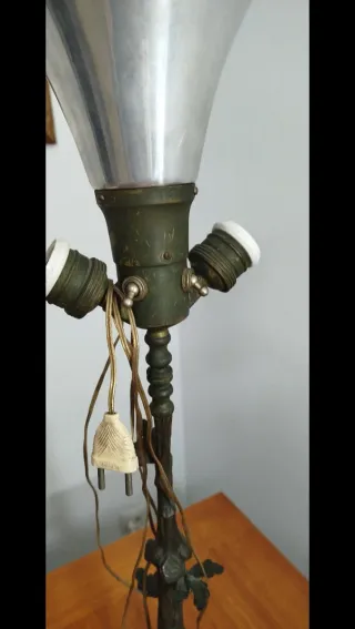 Lámpara de mesa vintage tela y metal