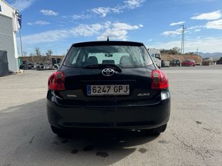 Toyota Auris 2009