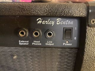 Amplificador Bajo Harley Benton 40W
