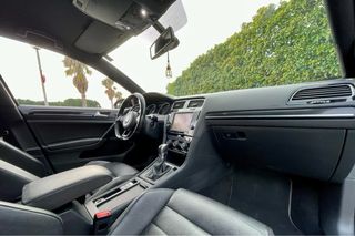 Volkswagen Golf VII R300