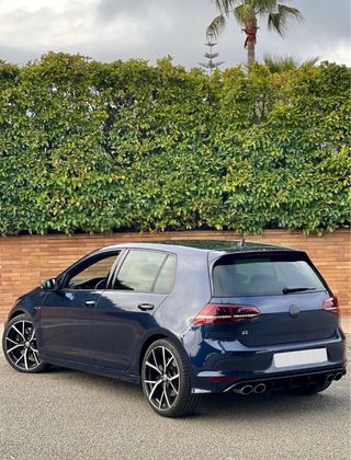 Volkswagen Golf VII R300