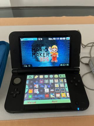 Nintendo 3DS XL con funda y cargador