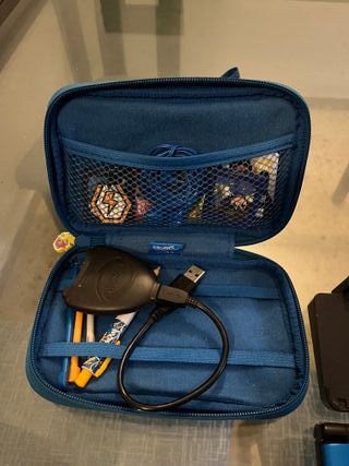 Nintendo 3DS XL con funda y cargador