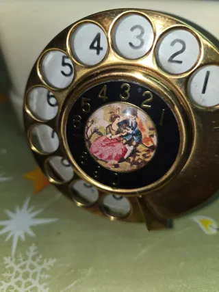 Teléfono antiguo de disco, funciona perfecto