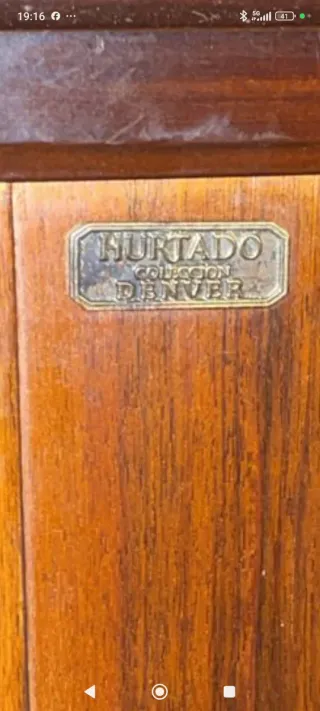 Escritorio antiguo de madera. Venta en persona