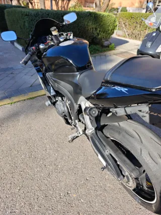 Honda CBR 600 RR '08 Negra