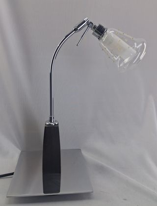 Lámpara sobremesa moderna cromo y cristal