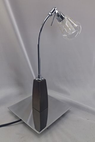 Lámpara sobremesa moderna cromo y cristal