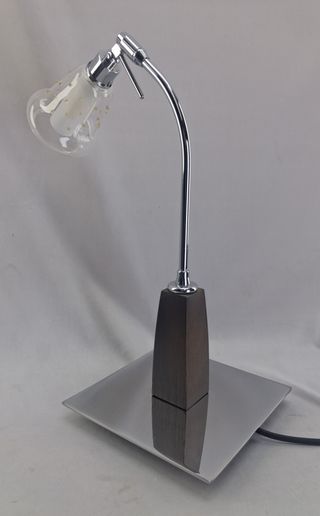 Lámpara sobremesa moderna cromo y cristal