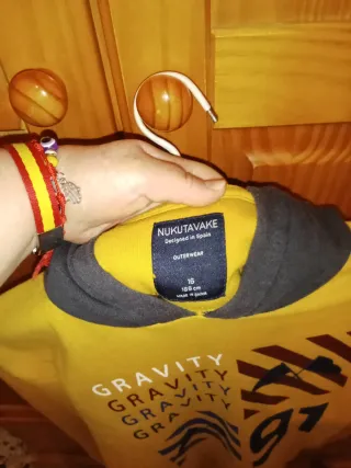 Sudadera Amarilla Gravity Talla M