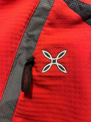 Chaqueta técnica Montura roja y gris