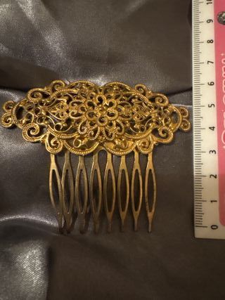 Peineta dorada vintage