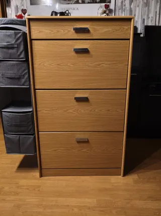 Mueble zapatero de madera