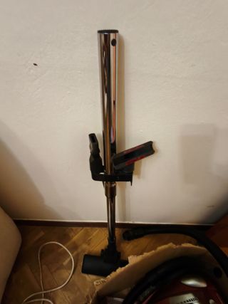 Aspirapolvere DOMO Rosso