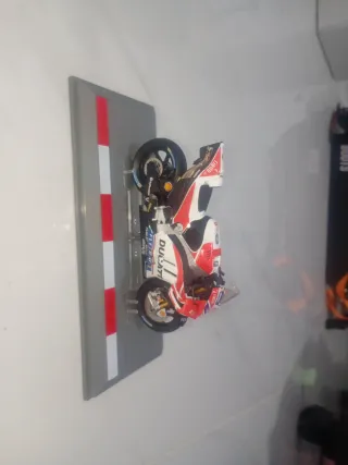 Ducati Desmosedici GP17 Jorge Lorenzo