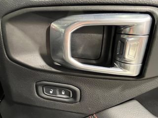 JEEP Wrangler 2.0T GME Rubicon 8ATX E6D