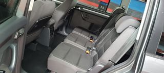 Volkswagen Touran 2011