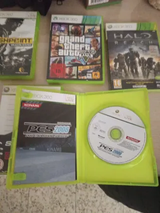 Lote 5 Giochi Xbox 360: Halo, GTA V, PES 2008