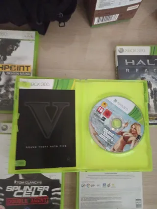 Lote 5 Giochi Xbox 360: Halo, GTA V, PES 2008