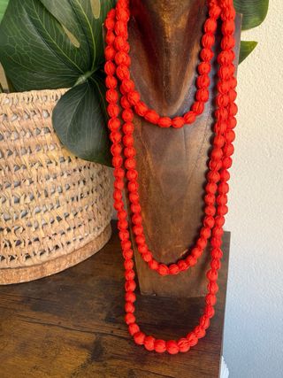 Collar largo seda rojo