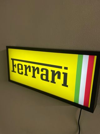 Insegna Luminosa Ferrari