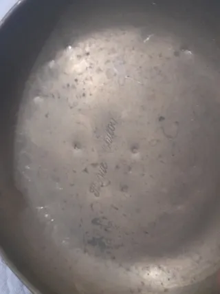 Piatto e pesi in ottone antichi