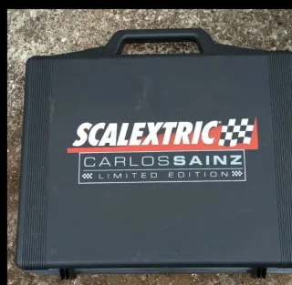 Maletín Scalextric con coches Carlos Sainz