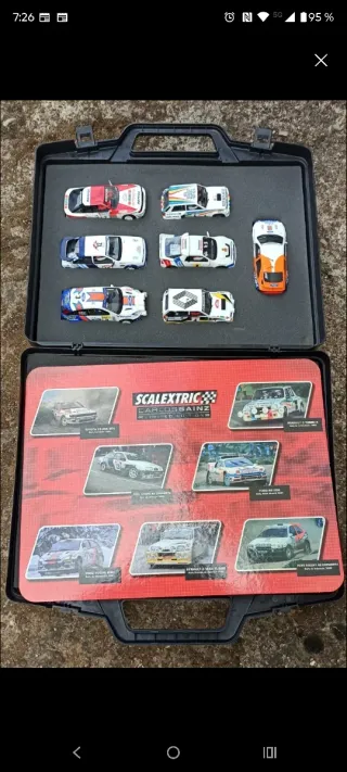Maletín Scalextric con coches Carlos Sainz
