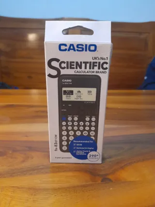 Calculadora Científica Casio fx-83GT CW