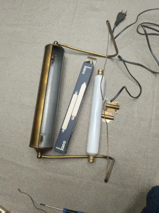 Aplique para cuadros dorado y blanco Medidas 41,27