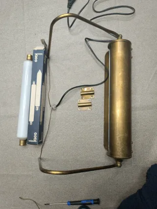 Aplique para cuadros dorado y blanco Medidas 41,27