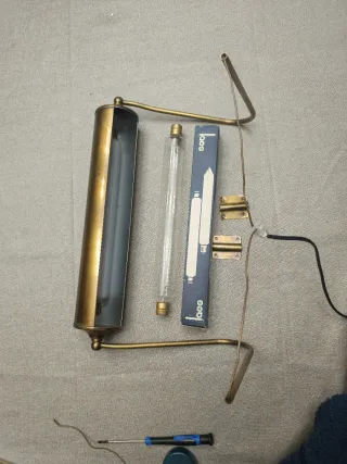 Aplique para cuadros dorado y blanco Medidas 41,27