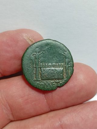 Moneda romana Tiberio