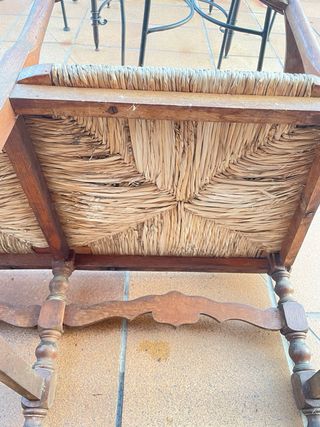 Banco rústico antiguo