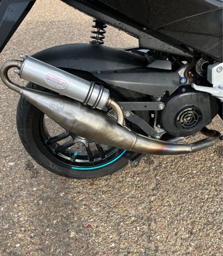 Moto Scooter 49cc Negra y Azul