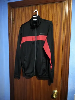 Chaqueta deportiva Reebok Talla S